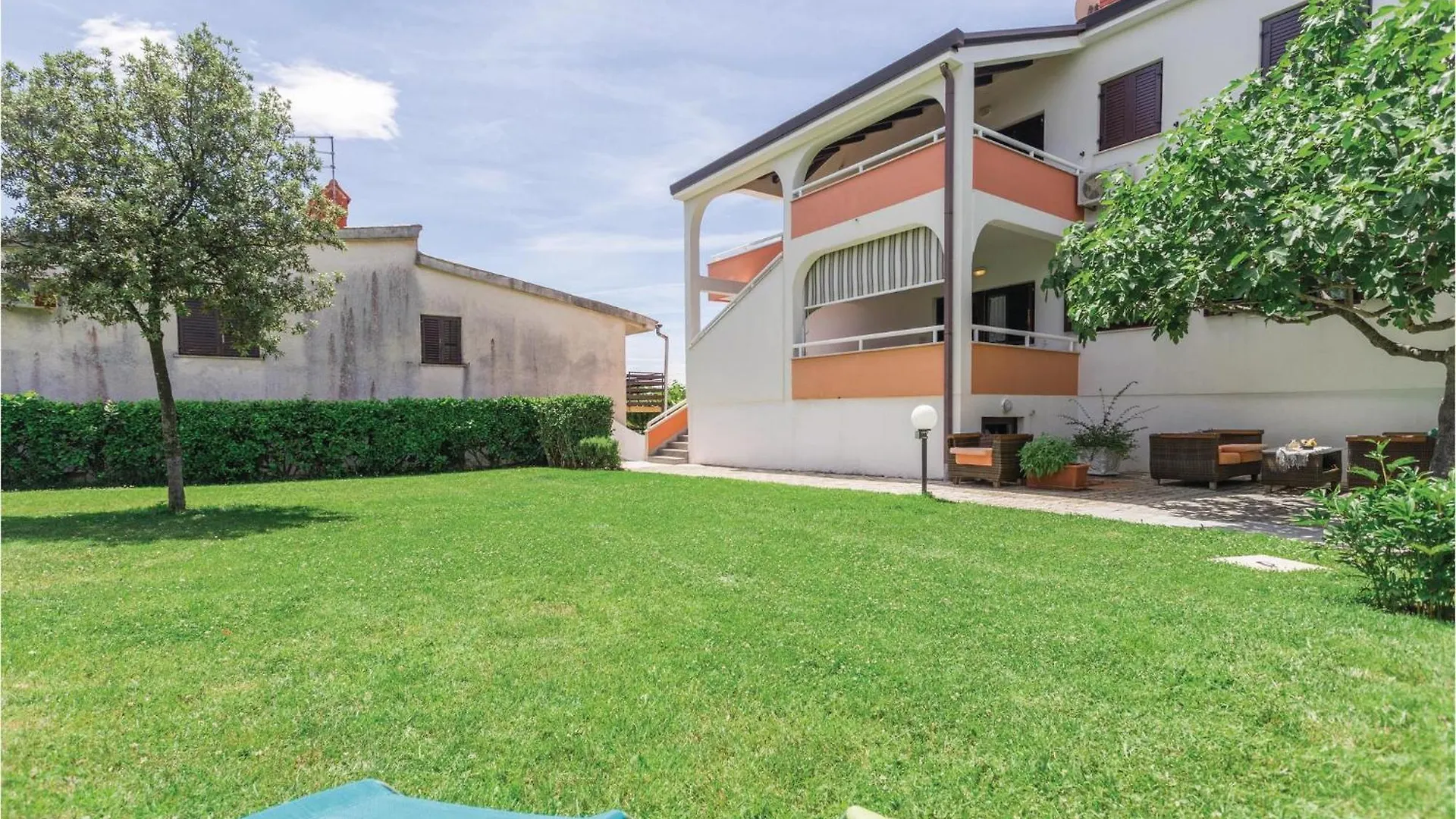 2 Bedroom Beautiful Apartment In Savudrija