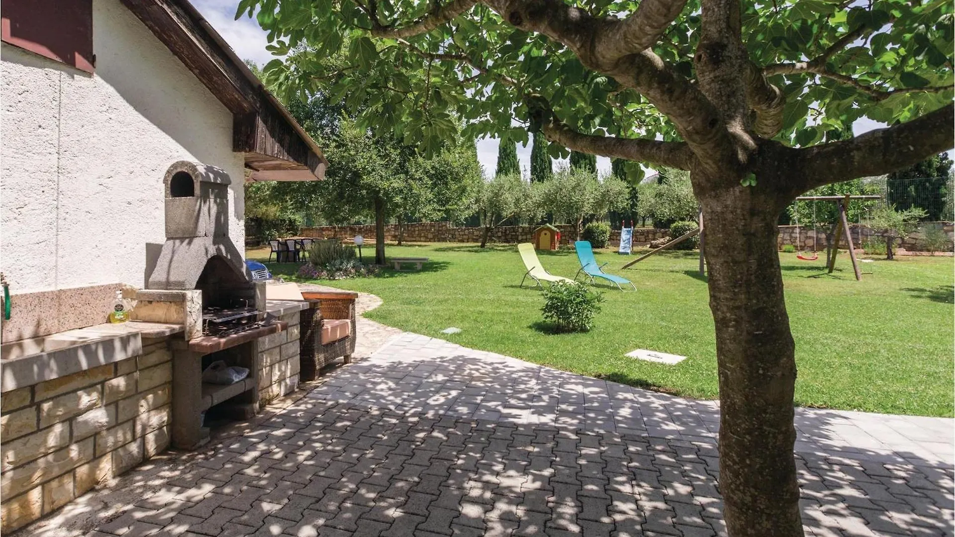 2 Bedroom Beautiful Apartment In Savudrija 0*,