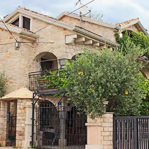 With Wifi Basanija, Umag - 7148 Apartment